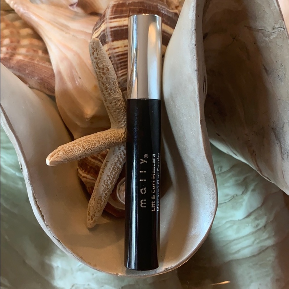 Mally Lift & Curl Mascara...Black